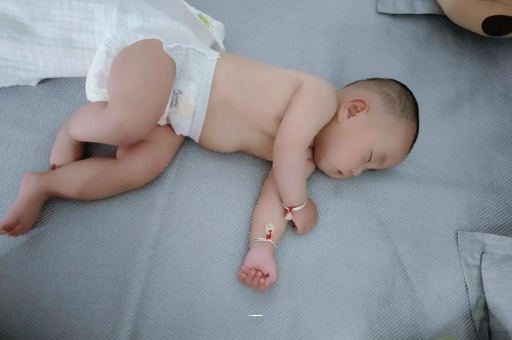 菏泽三个月宝宝身高体重